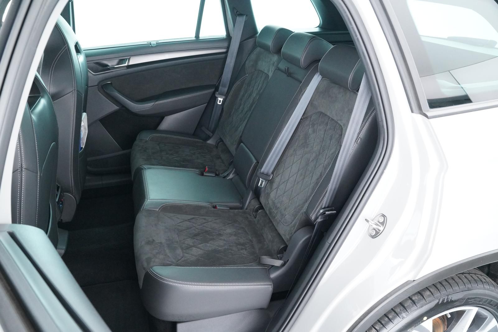Skoda KODIAQ SPORTLINE 1.5TSI ANHÄNGERKUPPLUNG+CANTON foto 13
