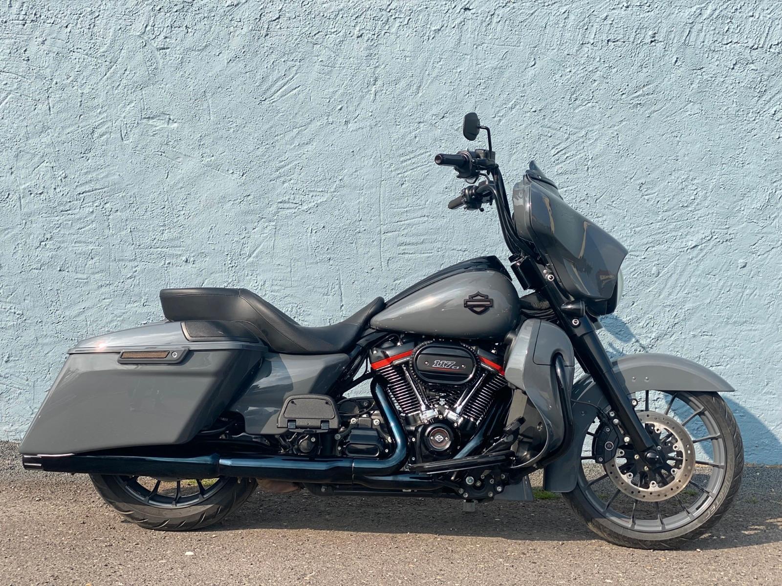 Harley-Davidson STREET GLIDE CVO 5HD1