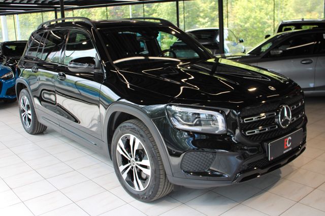MERCEDES-BENZ GLB 220d 4MATIC MBEAM/Pano/MBUX
