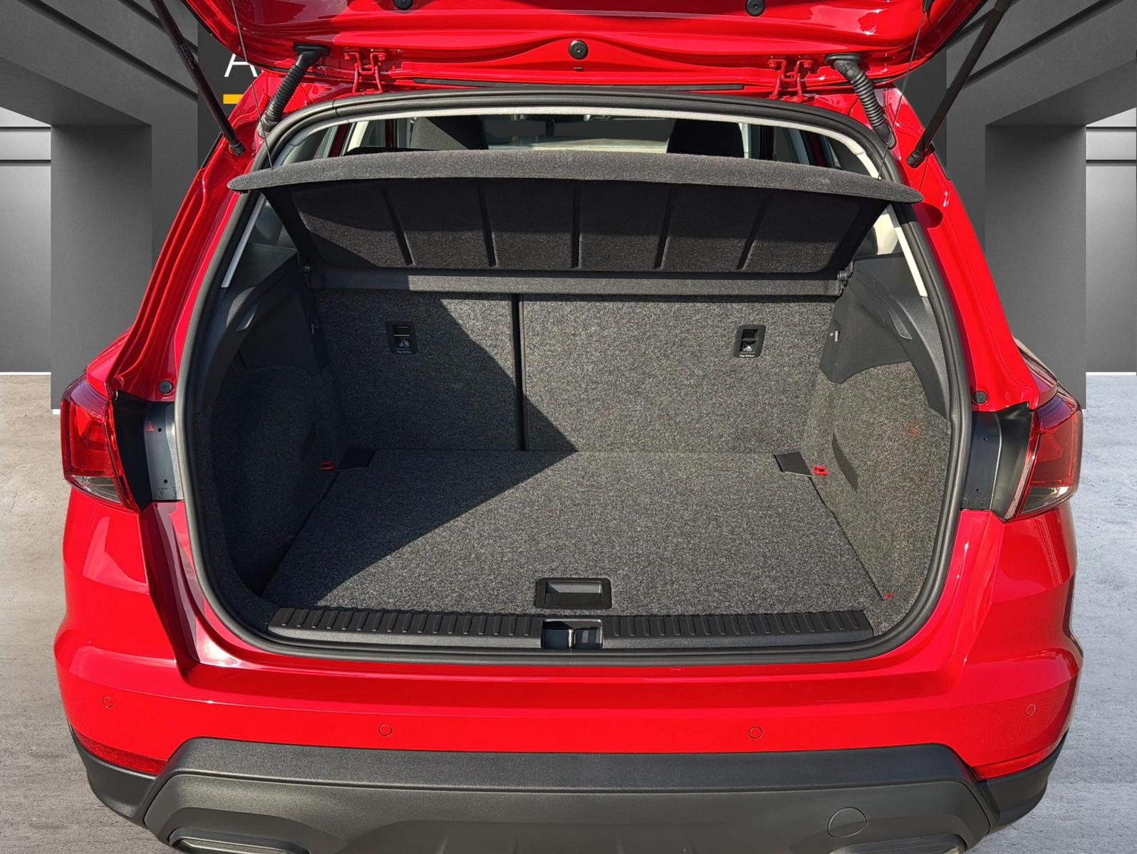 Seat Arona 1.0 TSI Style /AHK/FULL LINK/KLIMA/TEMPOM.