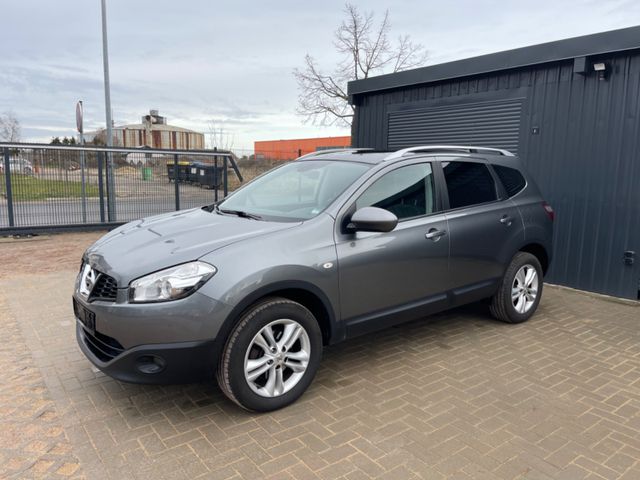 Nissan Qashqai +2 Acenta 7-Sitzer Panorama AHK 1-Hand !