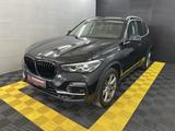 BMW X5 xDrive+AHK+Leder+Pano+Temp+Kam+Ambiente+LED - BMW X5 mit Diesel-Antrieb: Massagesitze