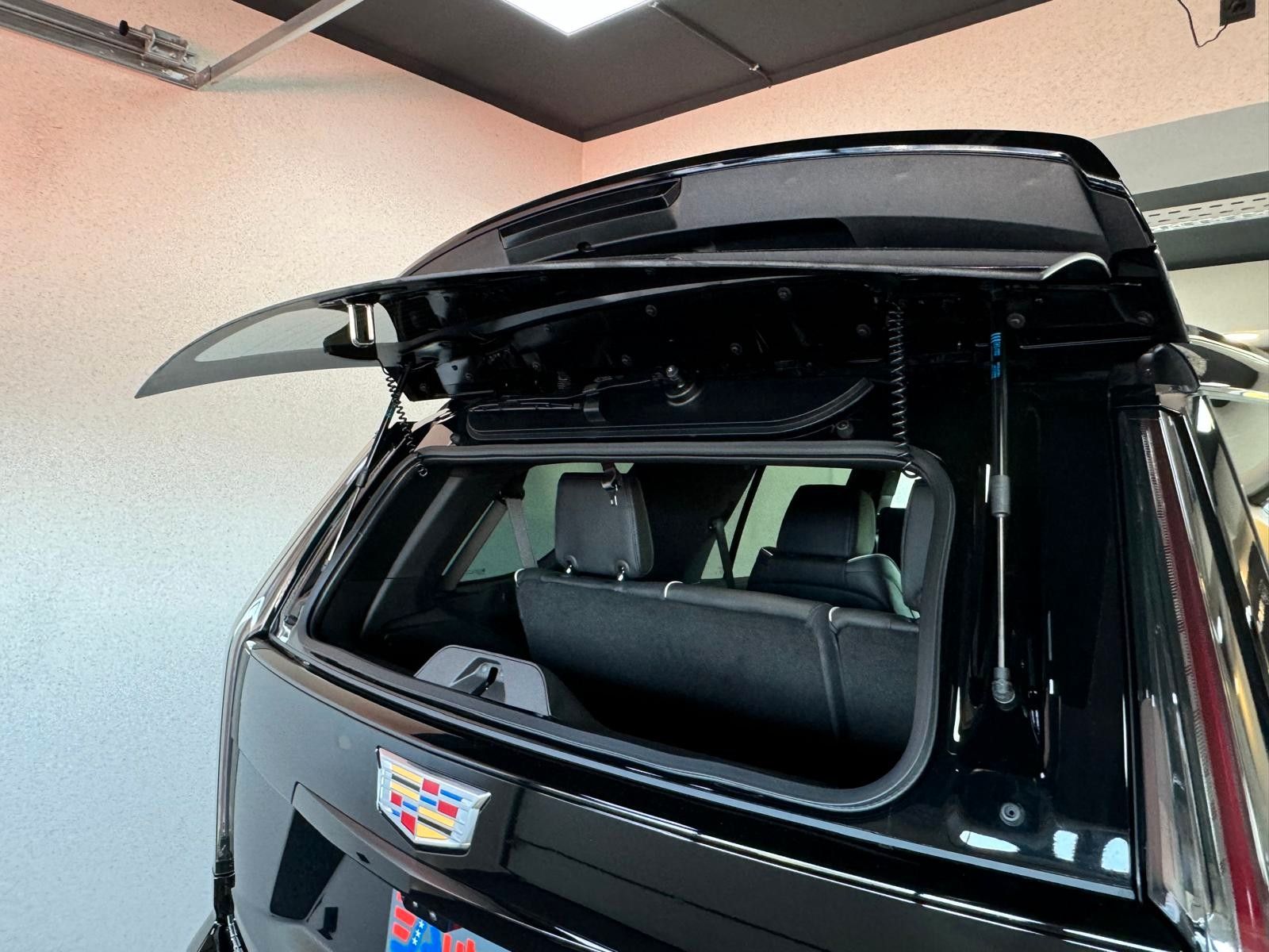 Fahrzeugabbildung Cadillac 2026 ESCALADE SPORT PLATINUM 6.2 V8-24"-ABV EXEC