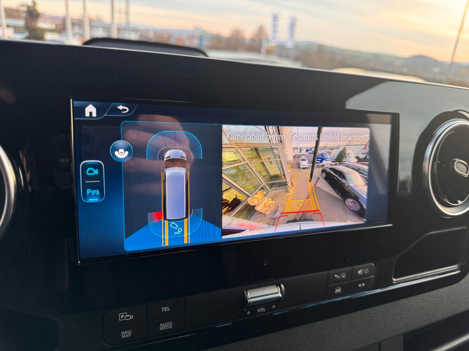 Fahrzeugabbildung Mercedes-Benz Sprinter 319 CDI 4325 Klima Kamera AHK LED