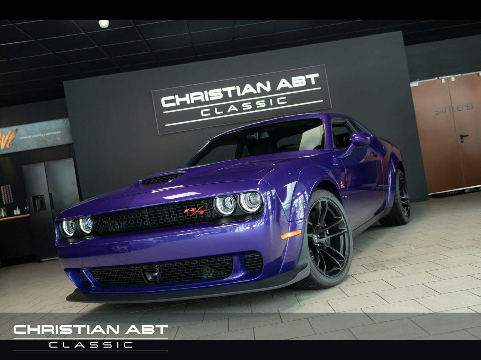 Fahrzeugabbildung Dodge Challenger Scat Pack 392 6,4