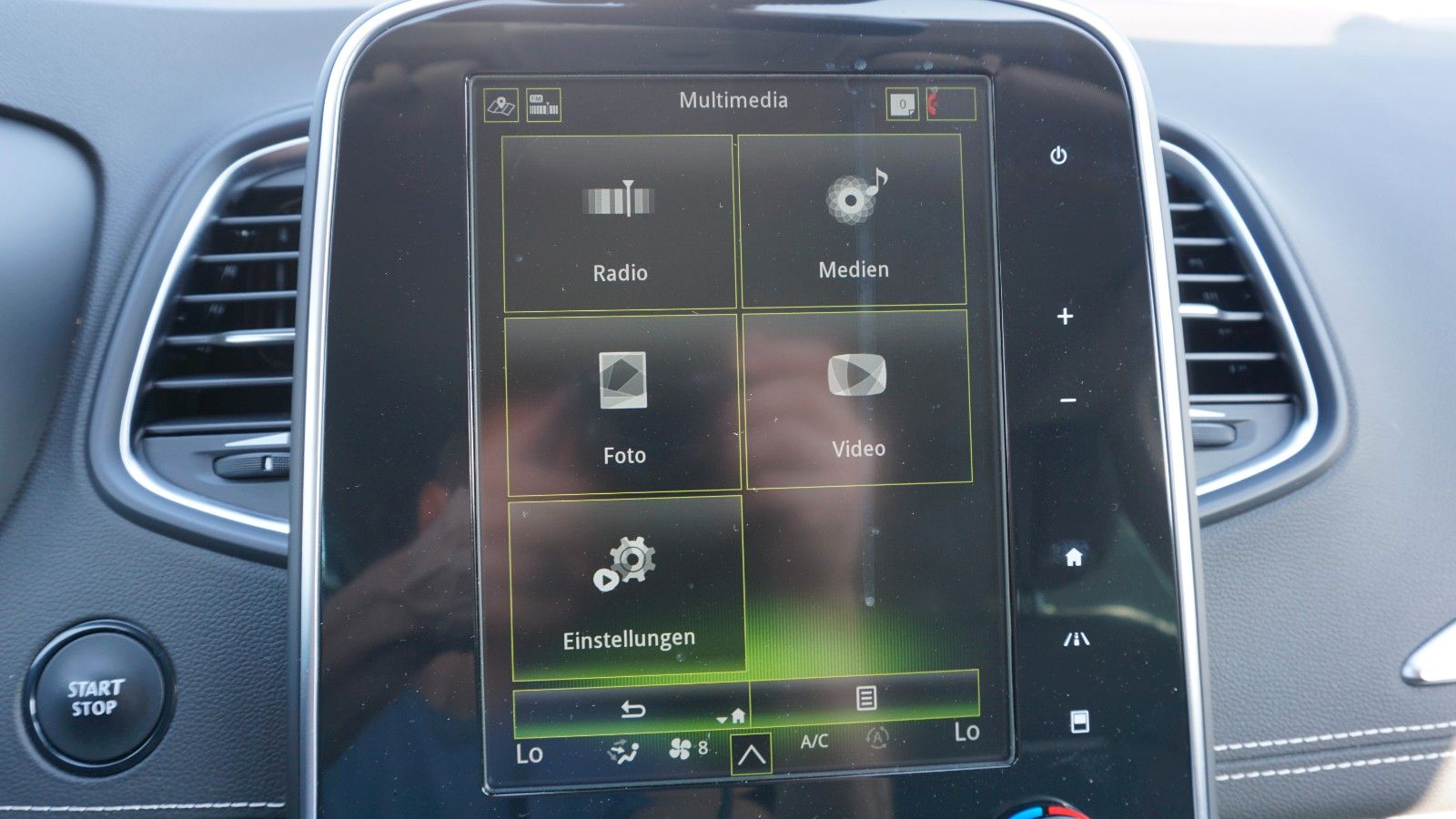 Fahrzeugabbildung Renault Renault Scenic IV Grand Techno, Kamera, LED