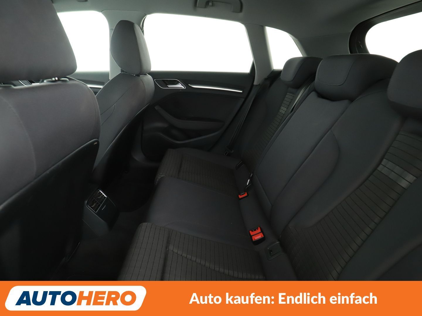 Audi A3 Sportback 1.6 TDI Sport *NAVI*XENON*TEMPO*PDC foto 14