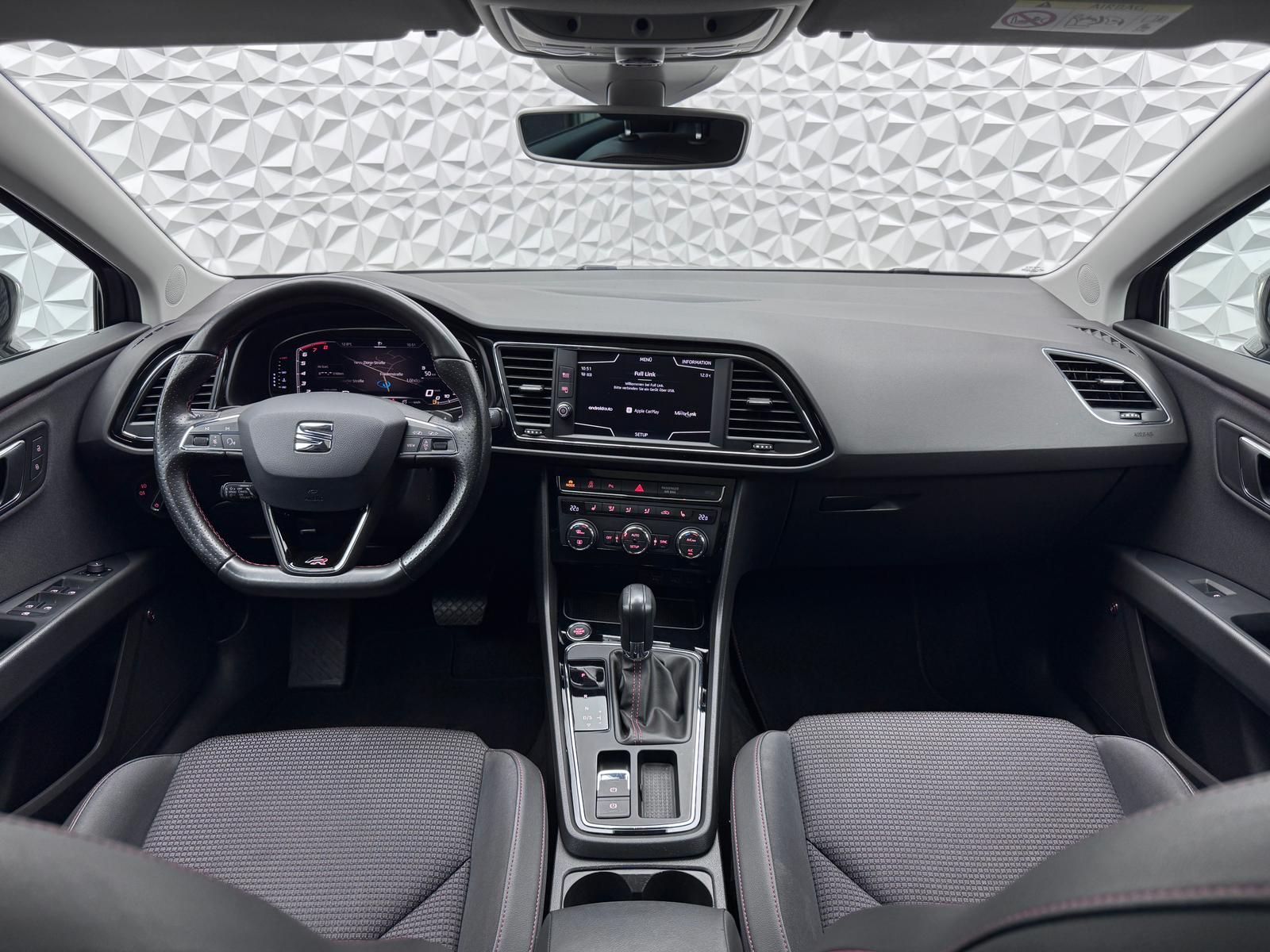 Fahrzeugabbildung SEAT 2.0 TSI FR-LINE/ACC/BEATS/PANO/AMBIENT/R-CAM/AHK