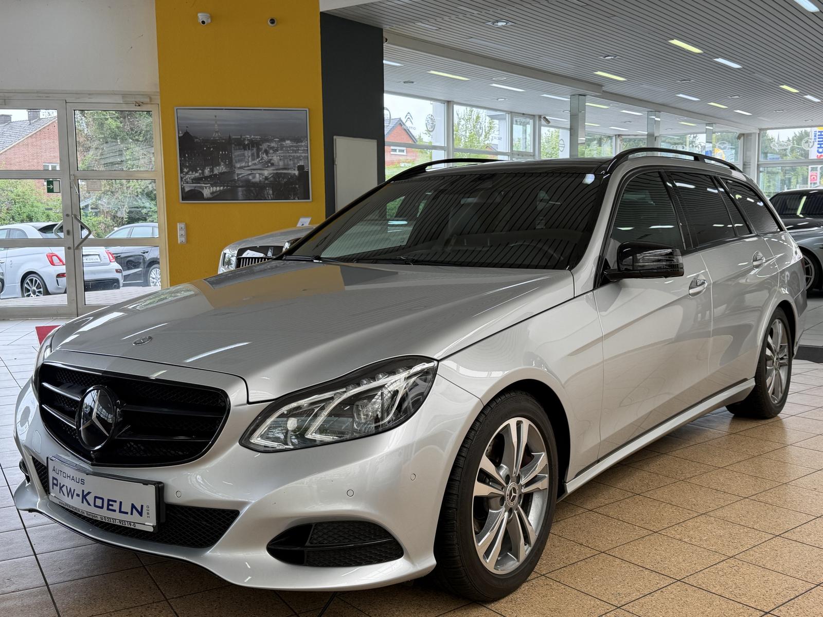 Mercedes-Benz E 300 CGI *KAMERA*KEY/GO*PANO*LED*NiGHT*DISTRO*