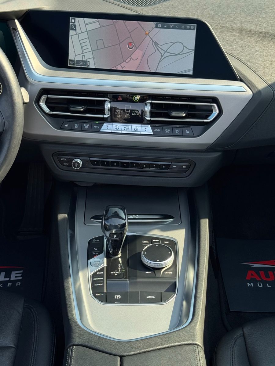 Fahrzeugabbildung BMW Z4 sDrive20i Aut. Advantage Tempo. H&K PDC SHZ
