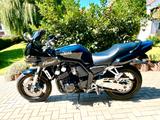 Yamaha FZS 600 Fazer - YAMAHA FZS 600 FAZER