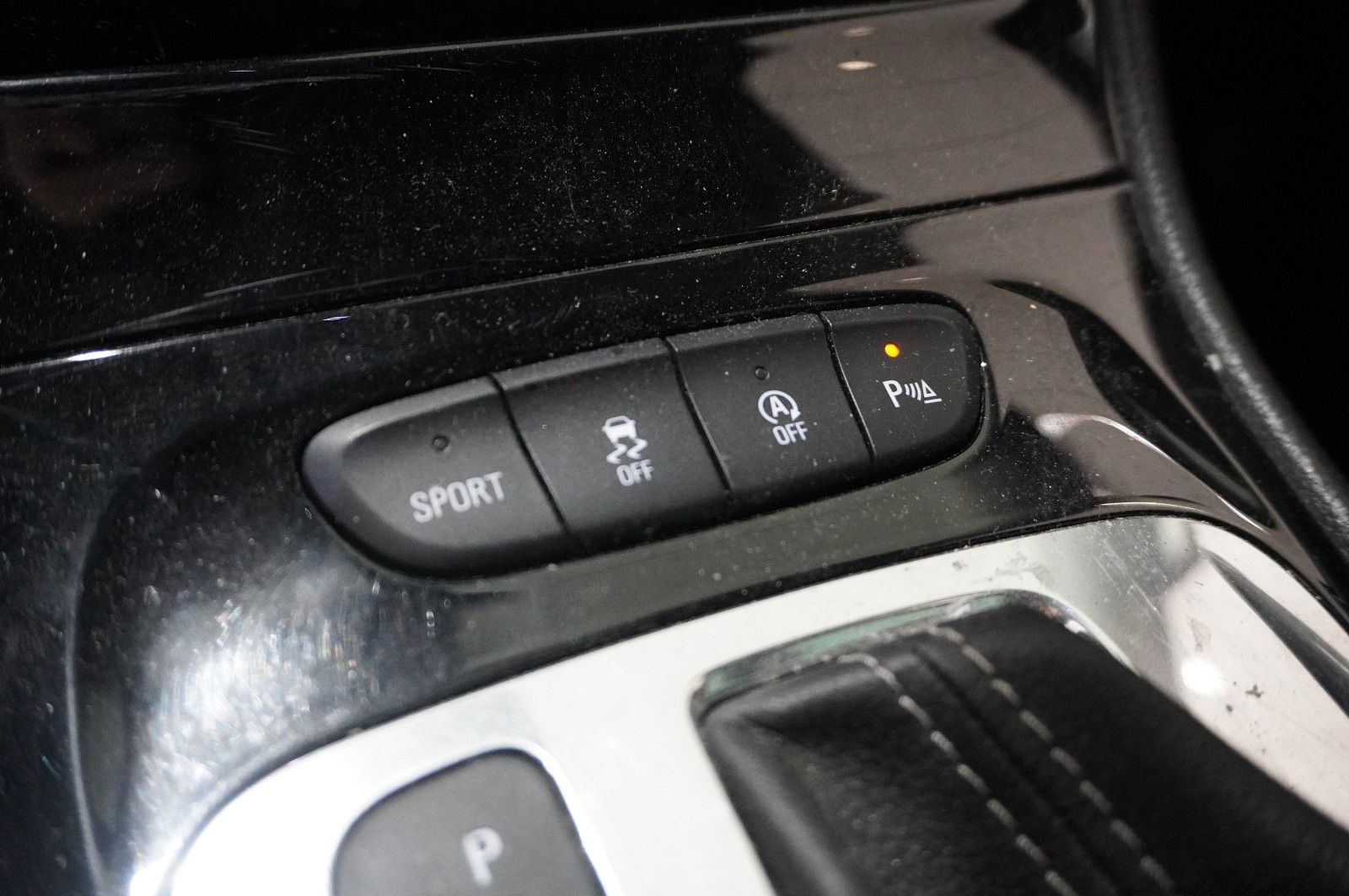 Fahrzeugabbildung Opel Astra K ST 1.4T ON NAVI/LED/KAMERA/SPORT/SH/TEMP