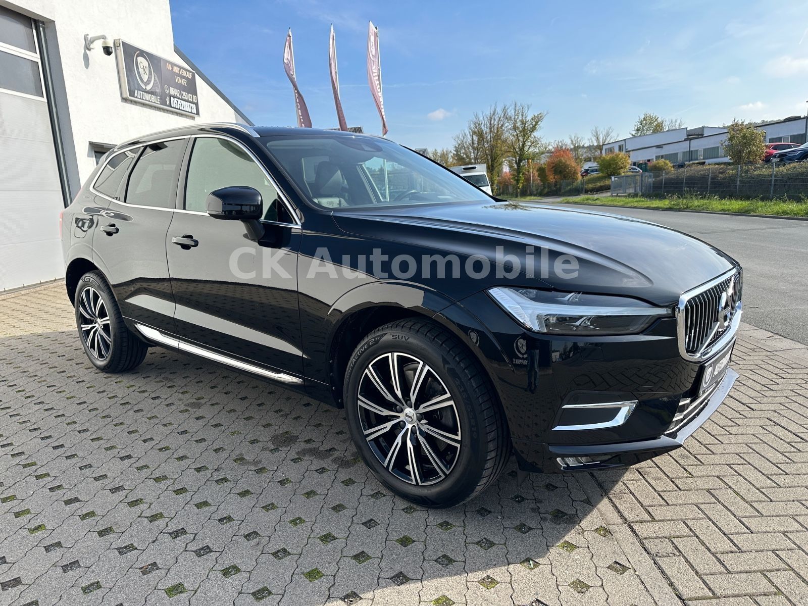 Fahrzeugabbildung Volvo XC60 B4 Inscription 2WD/Leder/Pano/LED/BLIS/360°