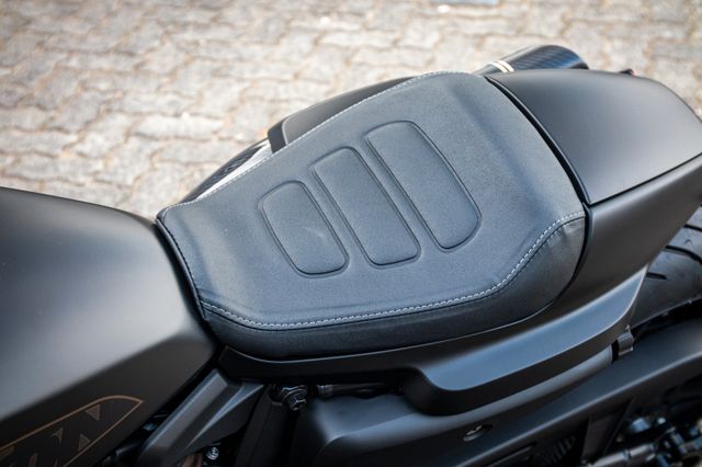Fahrzeugabbildung Harley-Davidson SPORTSTER S RH1250S HD-Kiel 240er-Umbau