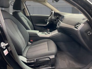 BMW 320 - 8