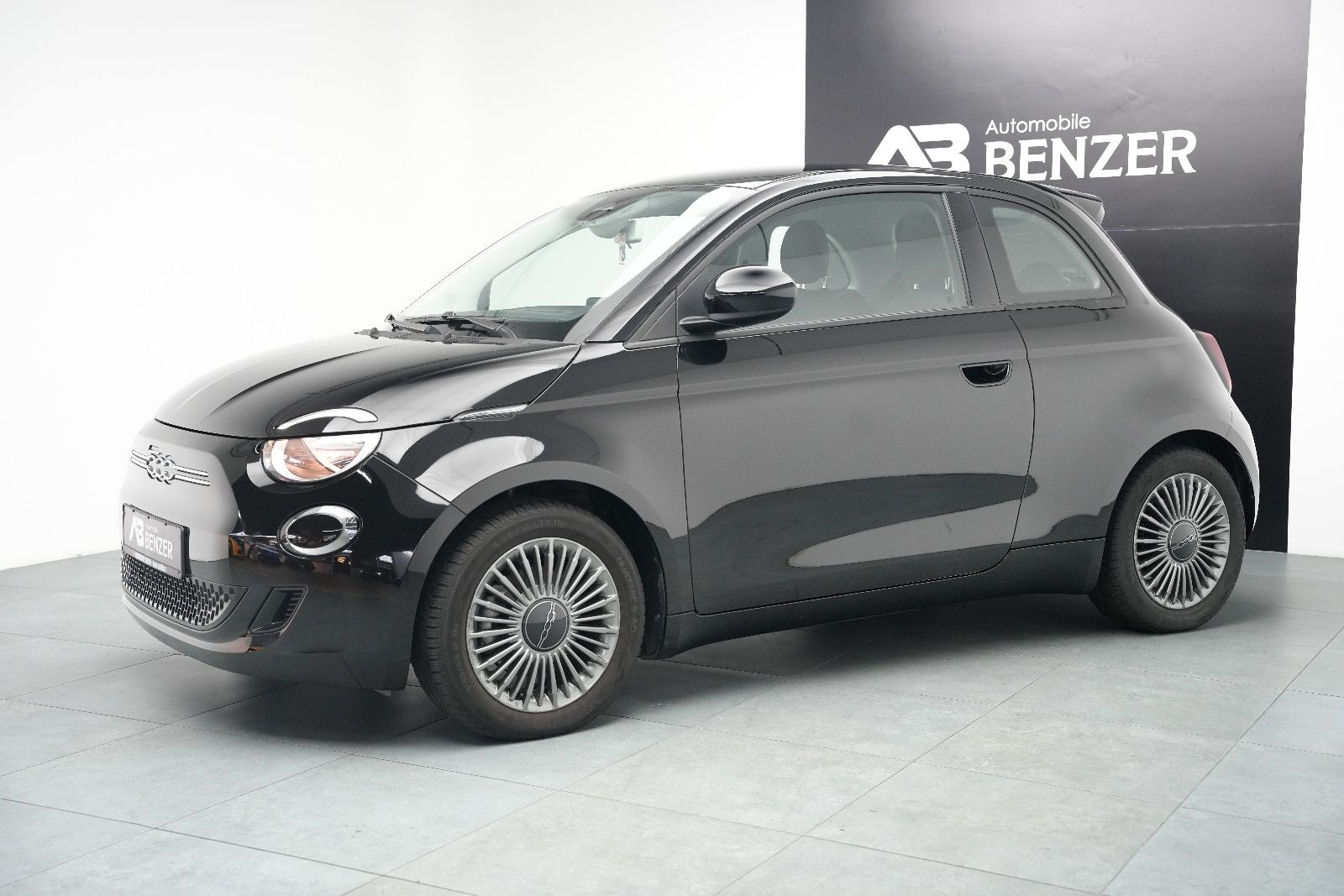 Fahrzeugabbildung Fiat 500e Icon *Navigation*Klima*Alexa*TOP