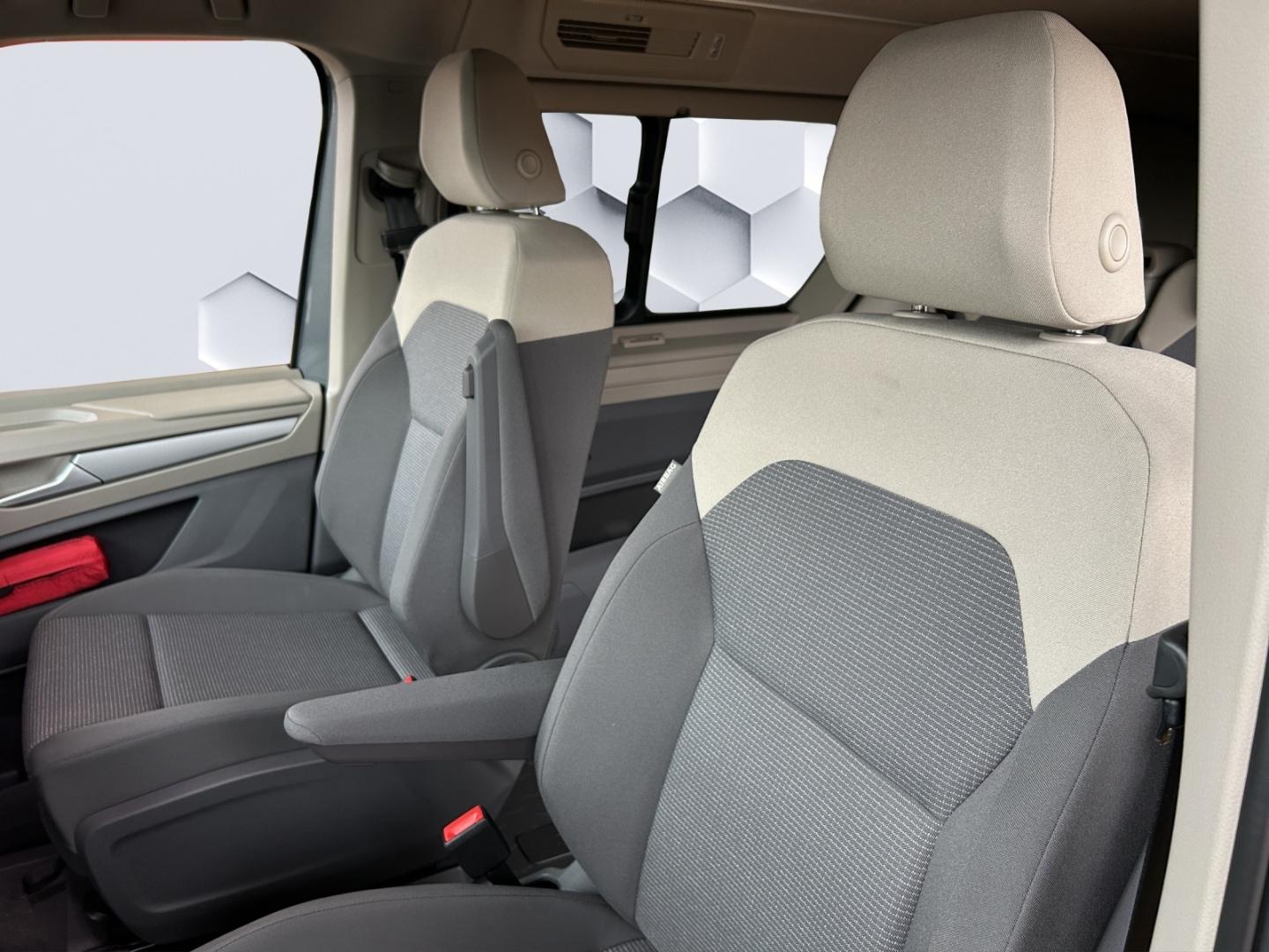 Volkswagen T7 California Beach Tour 2,0l TSI DSG StandHZG A