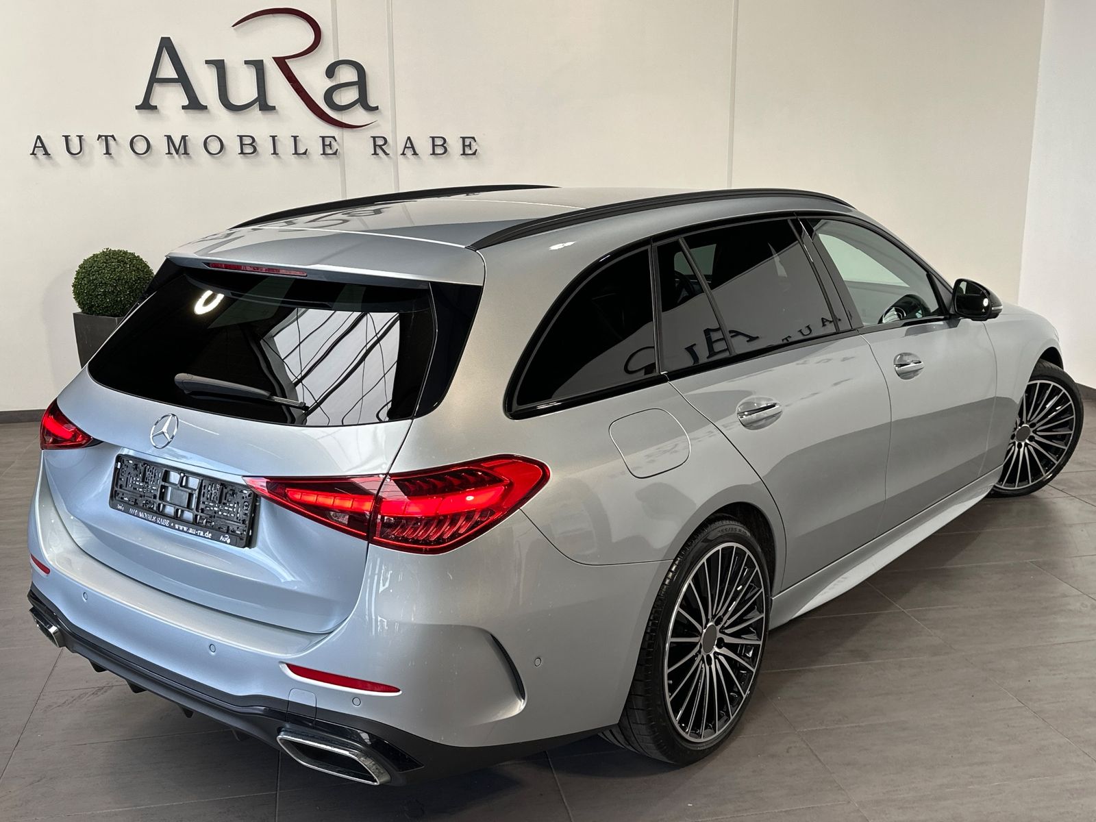 Fahrzeugabbildung Mercedes-Benz C 220d T AMG-Line NAV+LED+360°+WIDESCREEN+AHK+SH