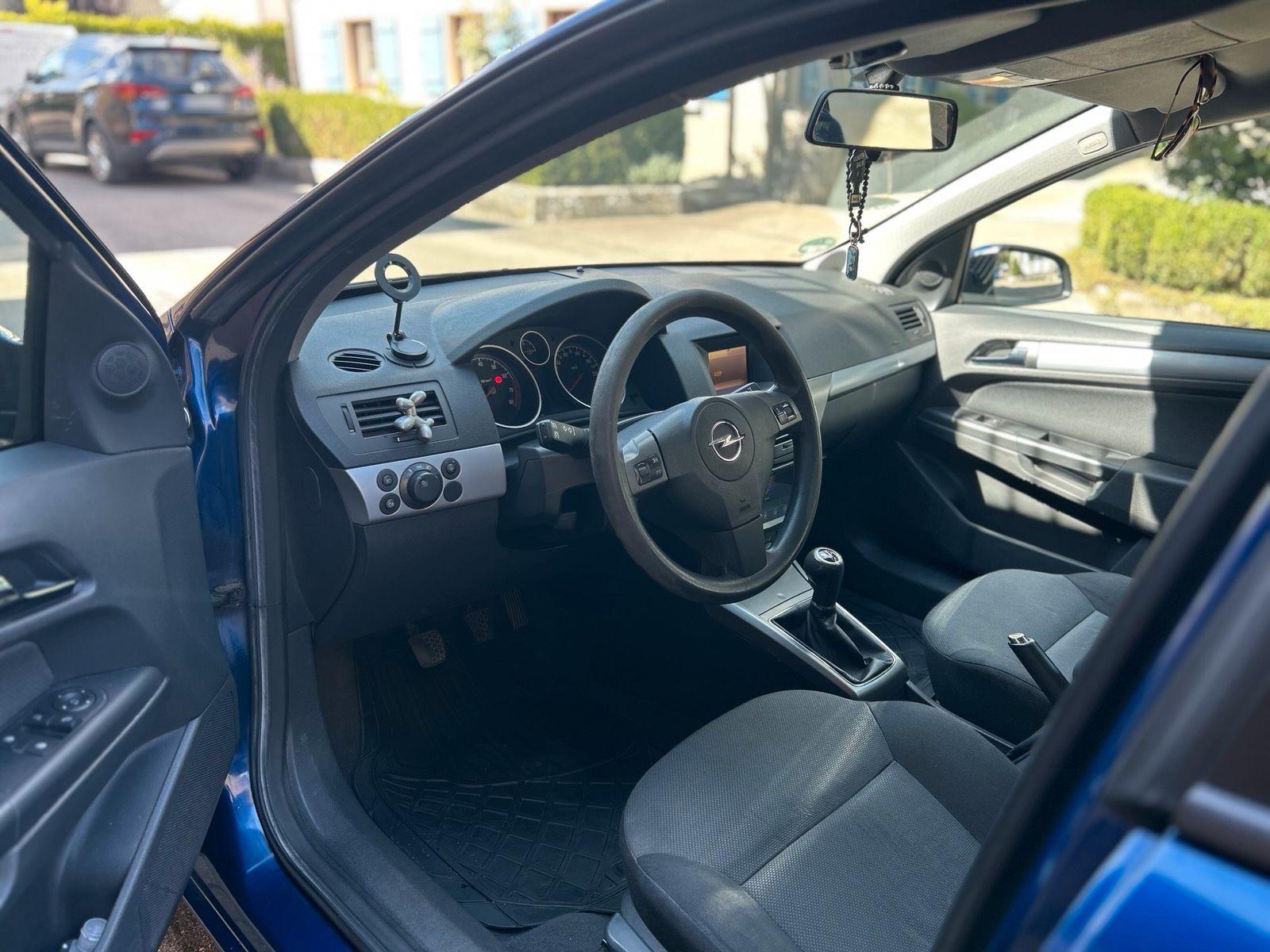 Opel Astra 2006 — photo 5