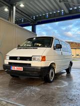 Volkswagen T4 Multivan - Auf Wunsch mit Dachterrasse - weiße Volkswagen T4 Multivan