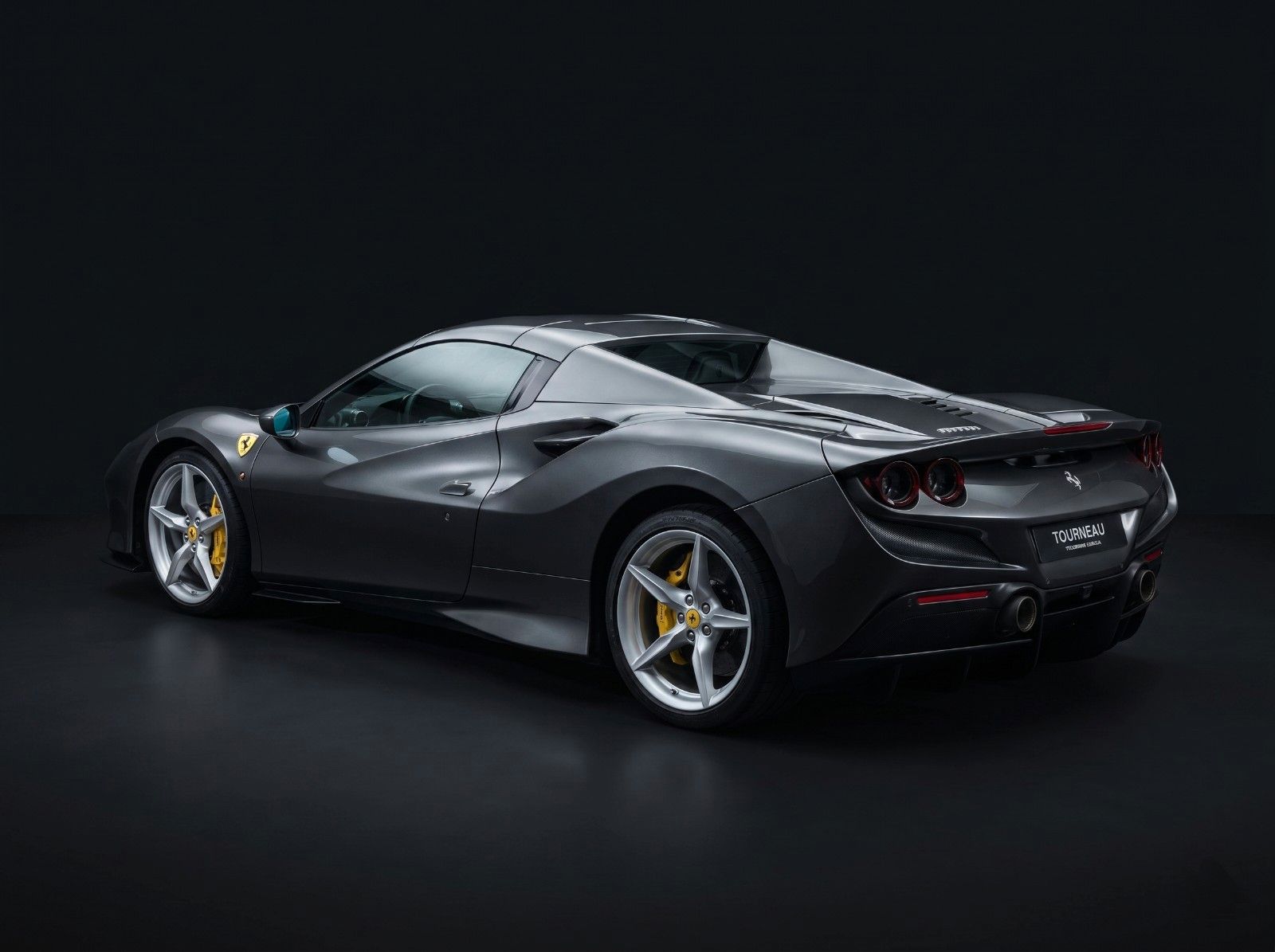 Fahrzeugabbildung Ferrari Ferrari F8 Spider | Lift | Carbon |Passenger