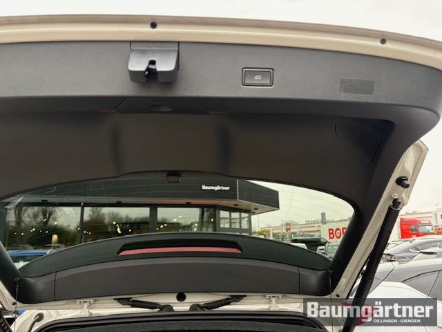 Fahrzeugabbildung Volkswagen T-Roc R-Line 1.5 TSI DSG Kamera/PDC/Sitzheizung - mit KI generiert/bearbeitet