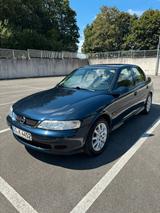 Opel Vectra 1.6 Benzin - nur 64.000 km - T... - Opel Vectra: B V6
