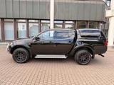 Mitsubishi L200 Magnum Doppelkabine 4WD NUR151TKM-HARDTOP-A - schwarze Mitsubishi L200