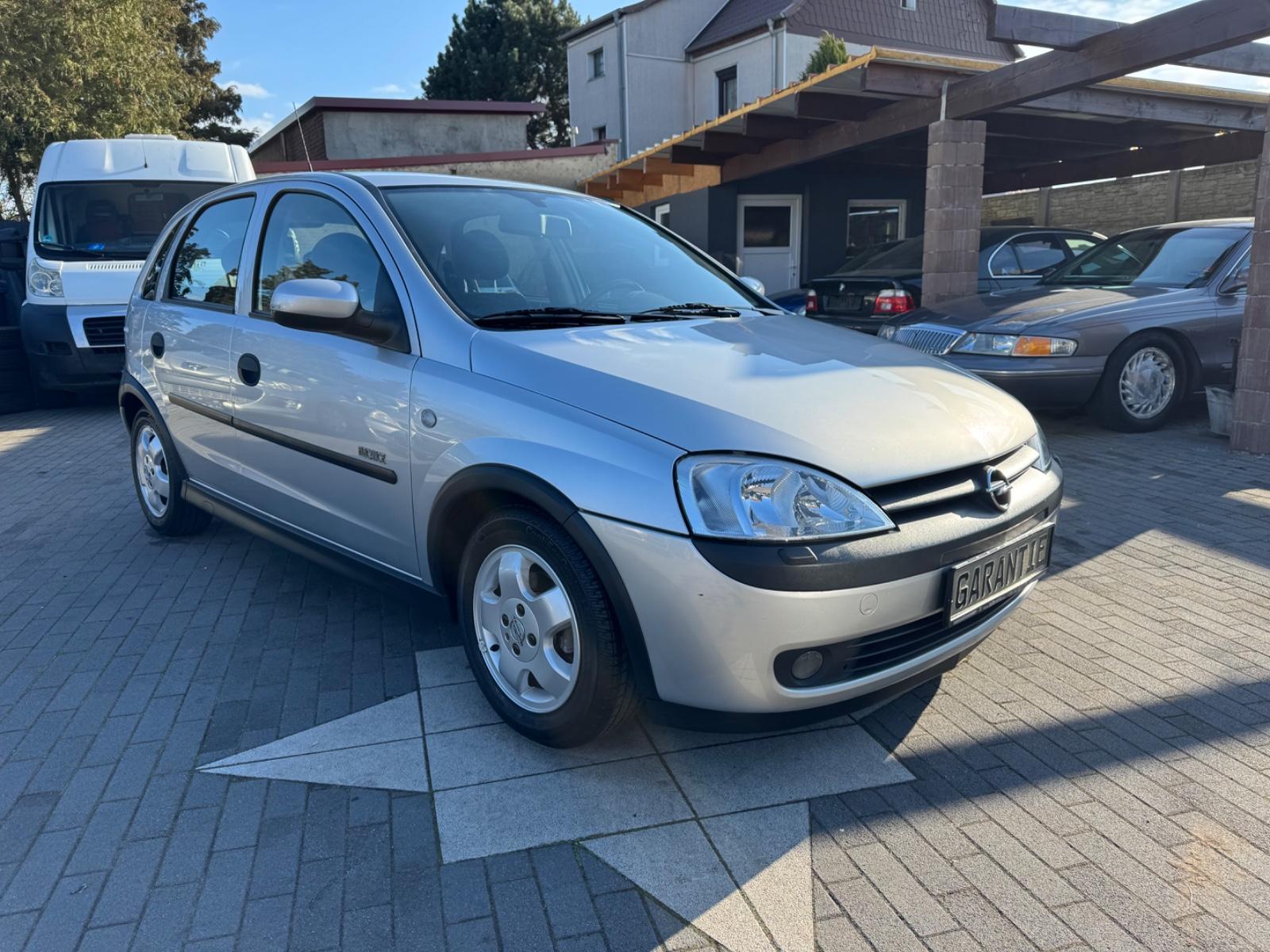 Opel Corsa 1.2 16V Elegance