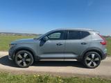 Volvo XC40 T3 Momentum Pro Geartronic Design Paket - Volvo XC40 von privat