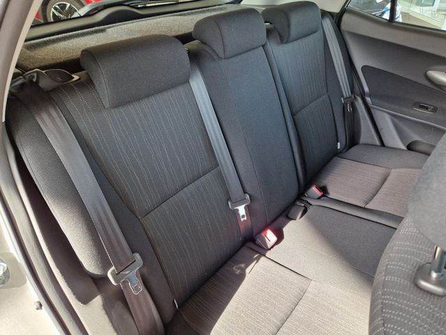 Toyota Auris Sol Silber Auto