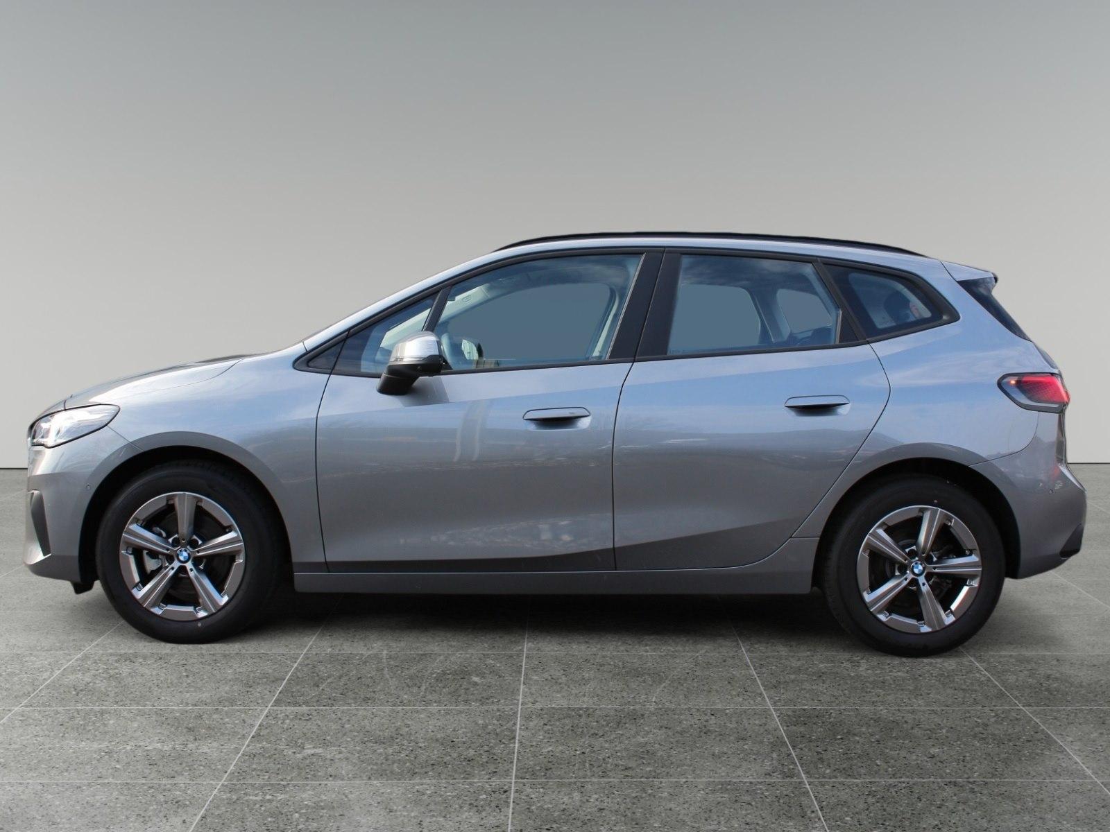 BMW 218i Active Tourer SH LED AHK Head-Up