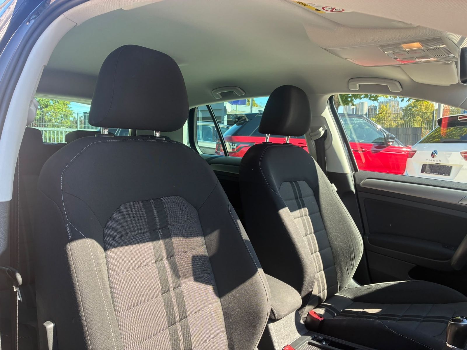 VW Golf Golf 7 Limousine 1.6 TDI *R Line *Touchscreen*, Ansicht 9