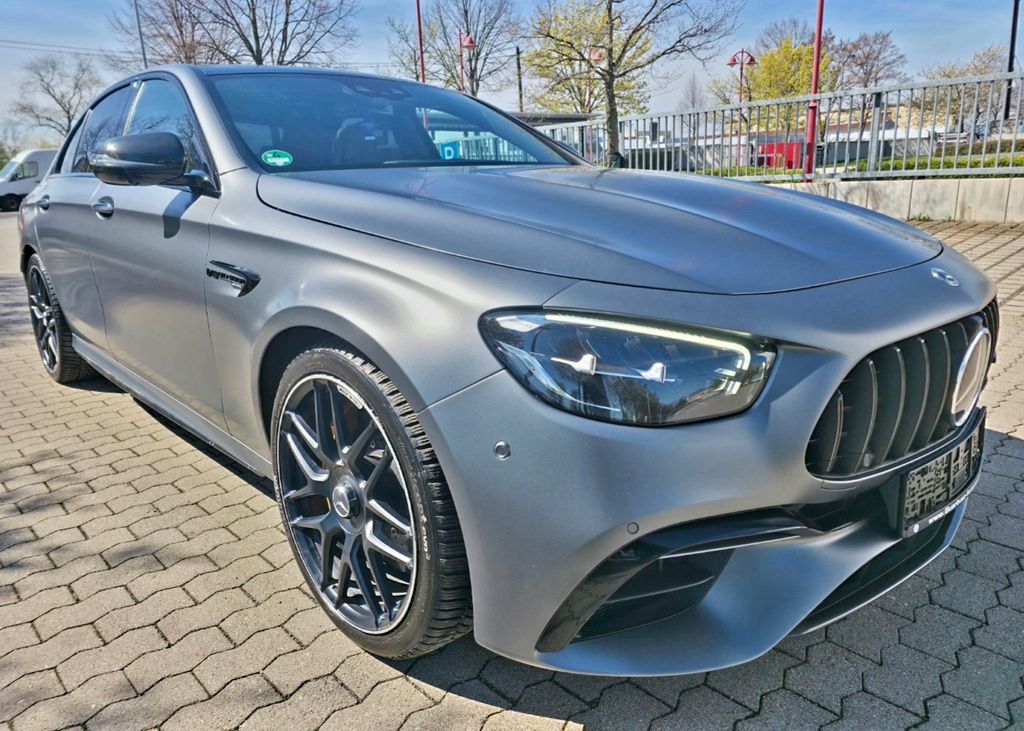 Image of Mercedes-Benz E 63 AMG