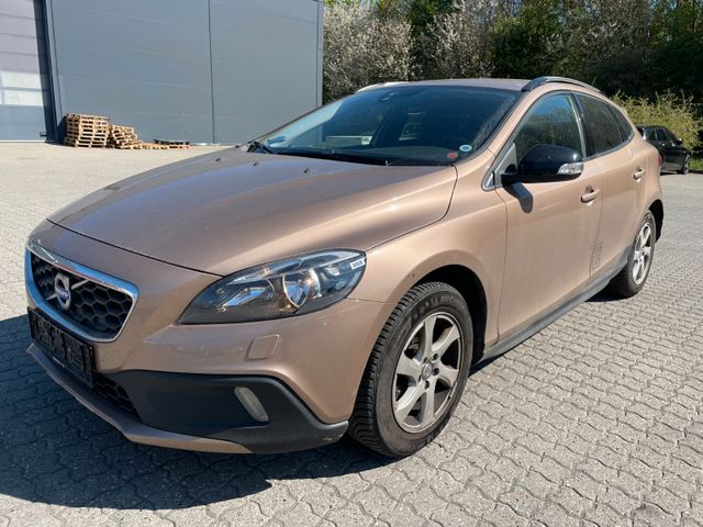 Volvo V40 Cross Country 1.6 T4  180PS Momentum 31320
