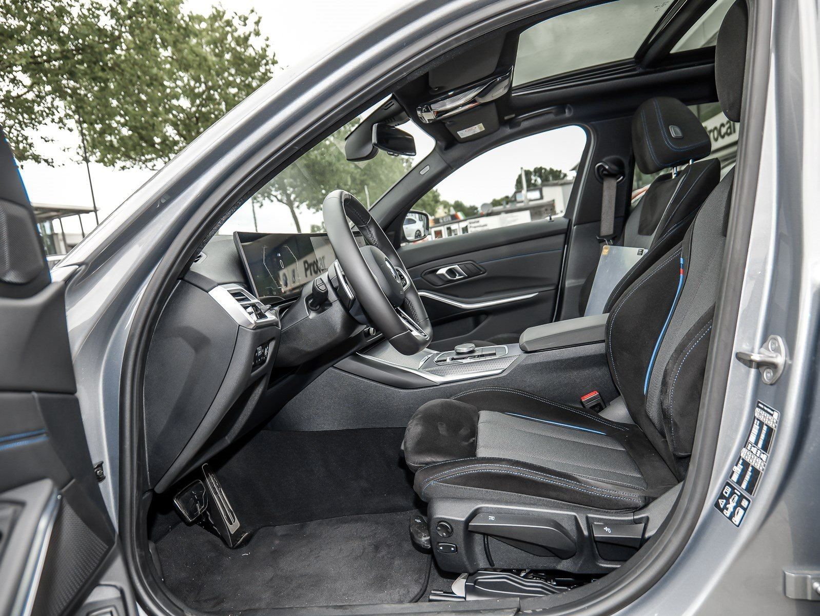 BMW 330 - Bild 5