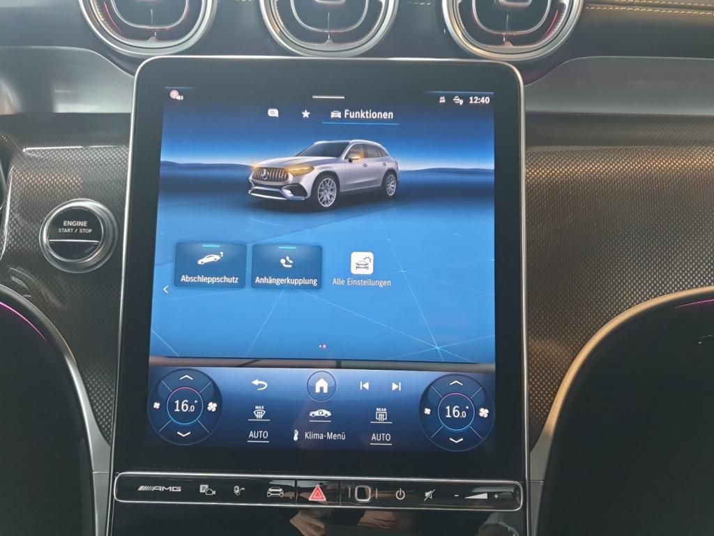 Fahrzeugabbildung Mercedes-Benz GLC 63 S E V-Max*AHK*Pano-Dach*Head-Up*Burmeste