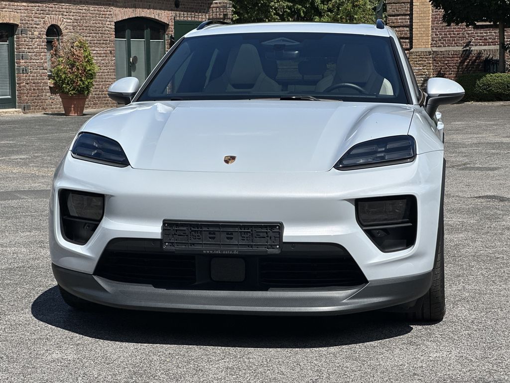 Image of Porsche Macan