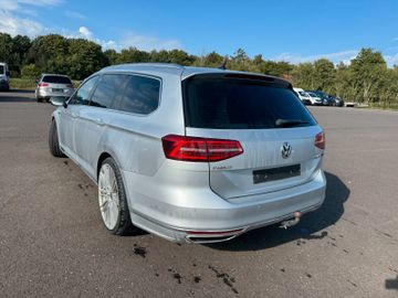 Volkswagen Passat Variant - 9