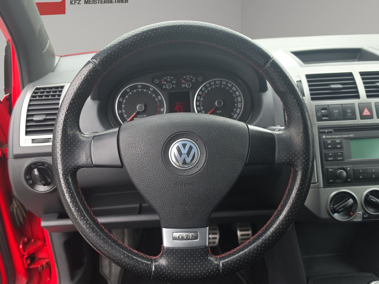 Fahrzeugabbildung Volkswagen Polo IV GTI TÜV SERVICE NEU