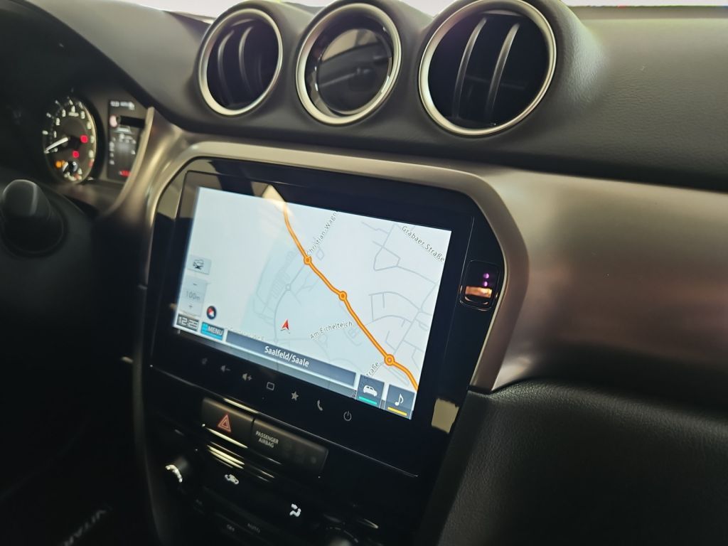 Fahrzeugabbildung Suzuki Vitara 1.4 Mild Hybrid Allrad Comfort Navi LED