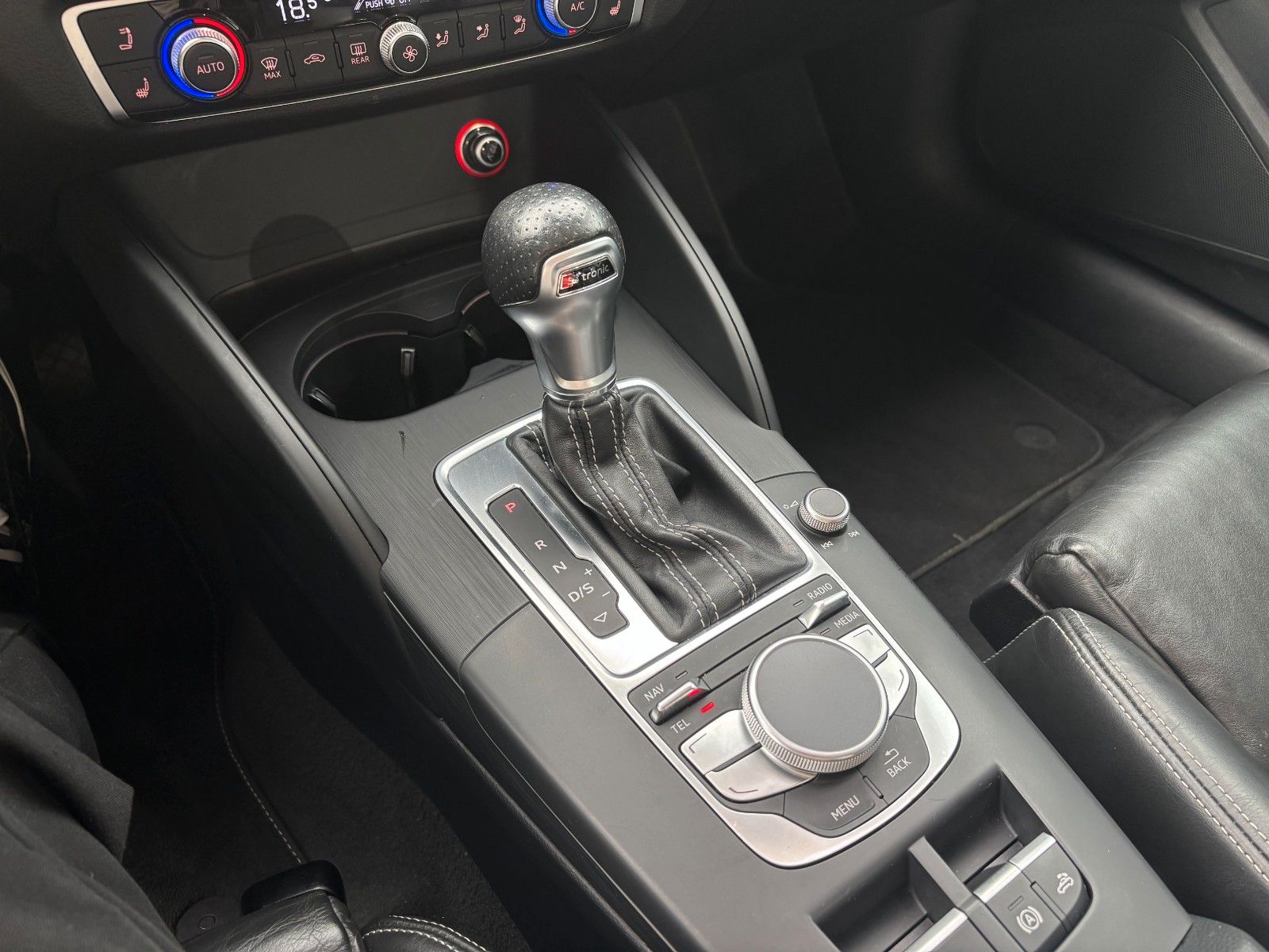 Fahrzeugabbildung Audi A3 Cabriolet **S-Line**Kamera*ACC*LED*SHZ