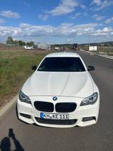 BMW M550d xDrive Touring A M - BMW M550 mit Diesel-Antrieb: Kombi