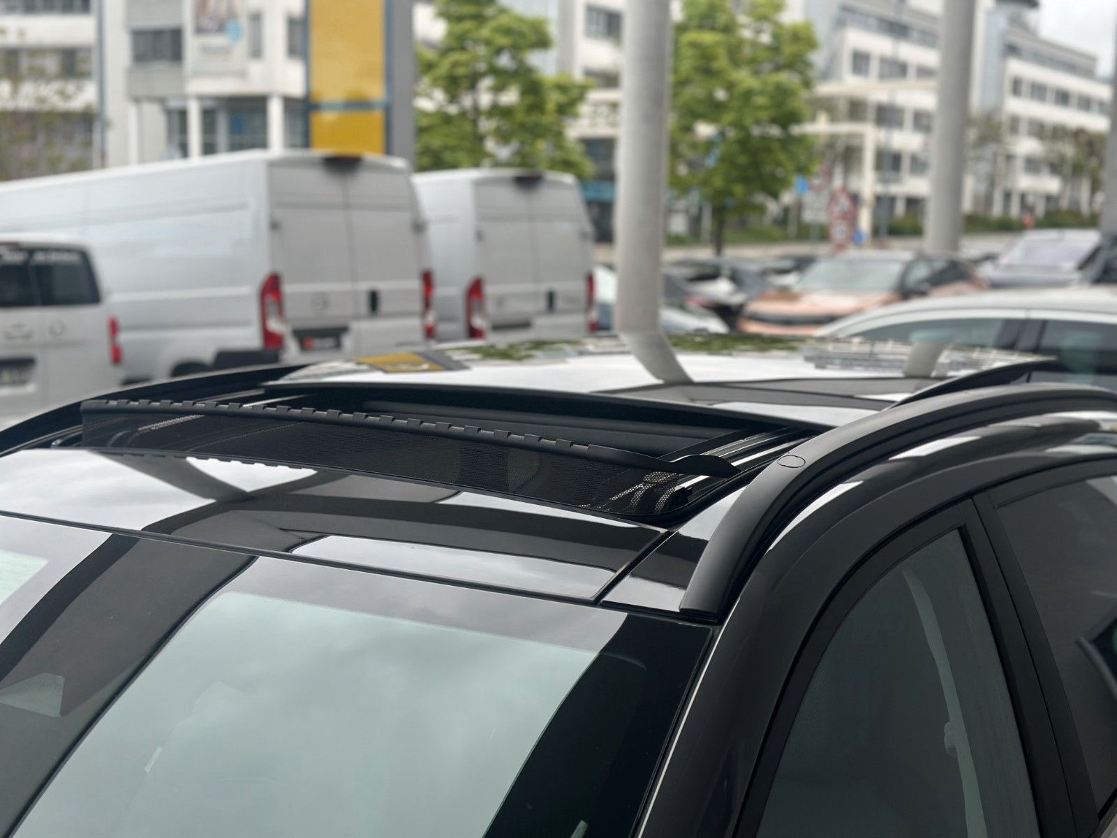 Fahrzeugabbildung Hyundai Kona El. Prime 65,4kWh Sitzp/Glasdach/360°!
