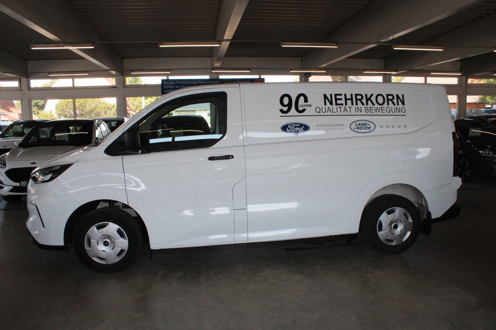 Fahrzeugabbildung Ford Transit Custom L1 TREND LED TechnologiePak2