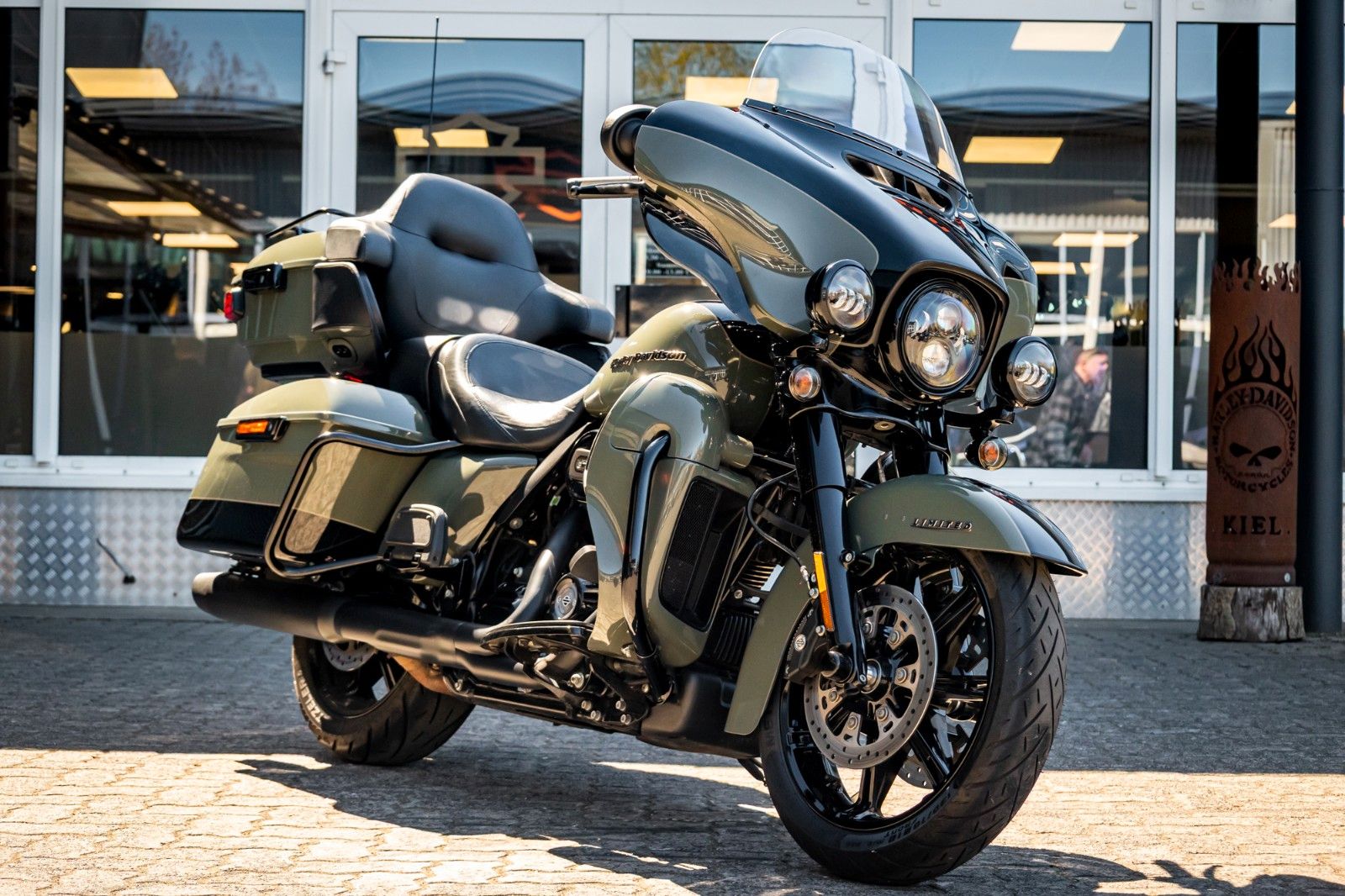 Fahrzeugabbildung Harley-Davidson FLHTK Electra Glide Ultra Limited 114cui