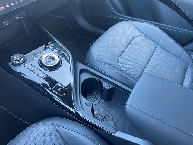 Fahrzeugabbildung Kia Niro Spirit Hybrid LED Kamera Sitzbelüftung