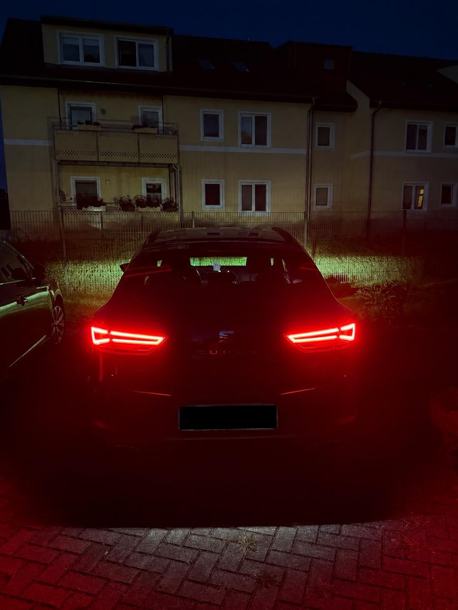 Seat Leon ST 2.0 TSI CUPRA 4Drive DSG CUPRA
