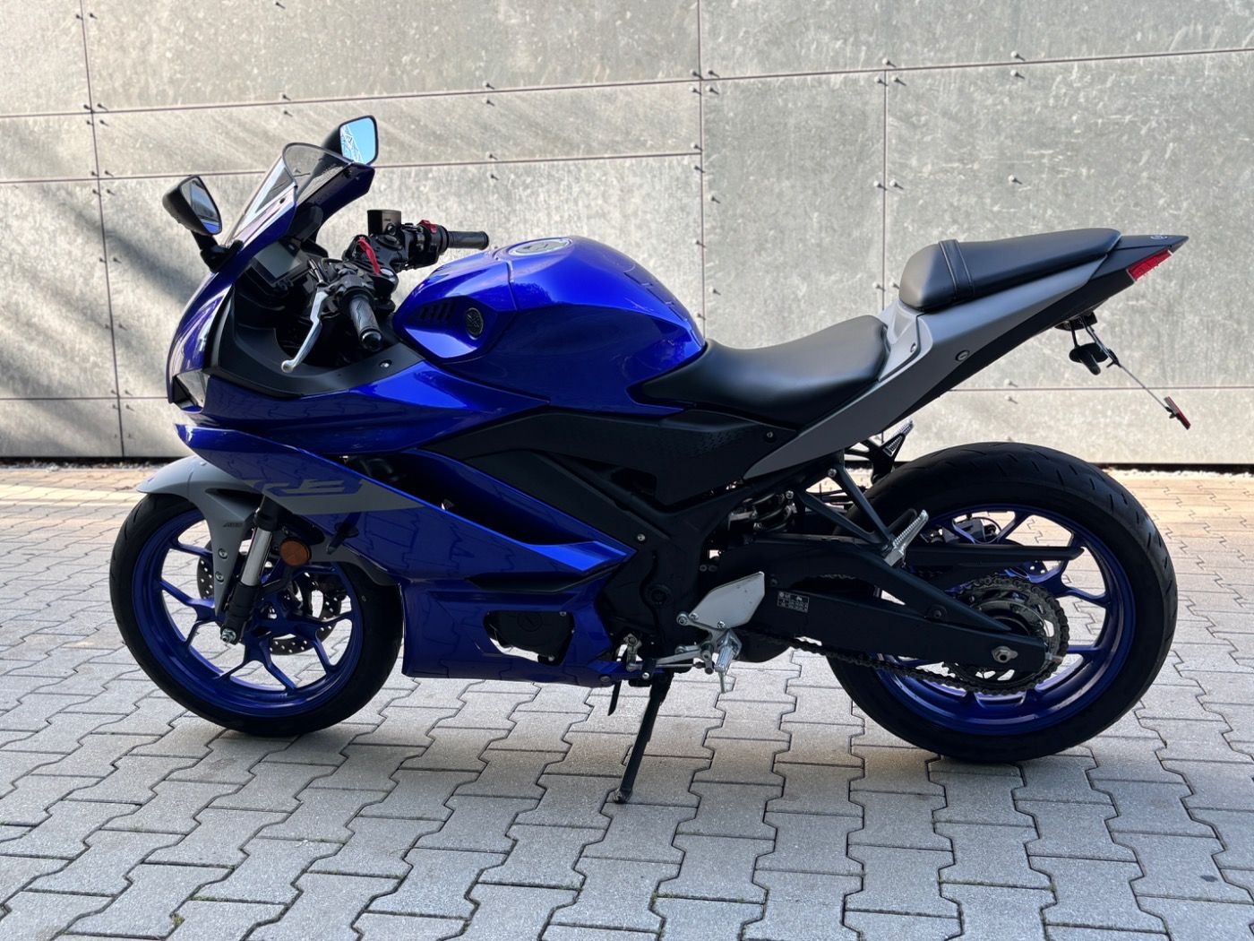 Fahrzeugabbildung Yamaha YZF R3