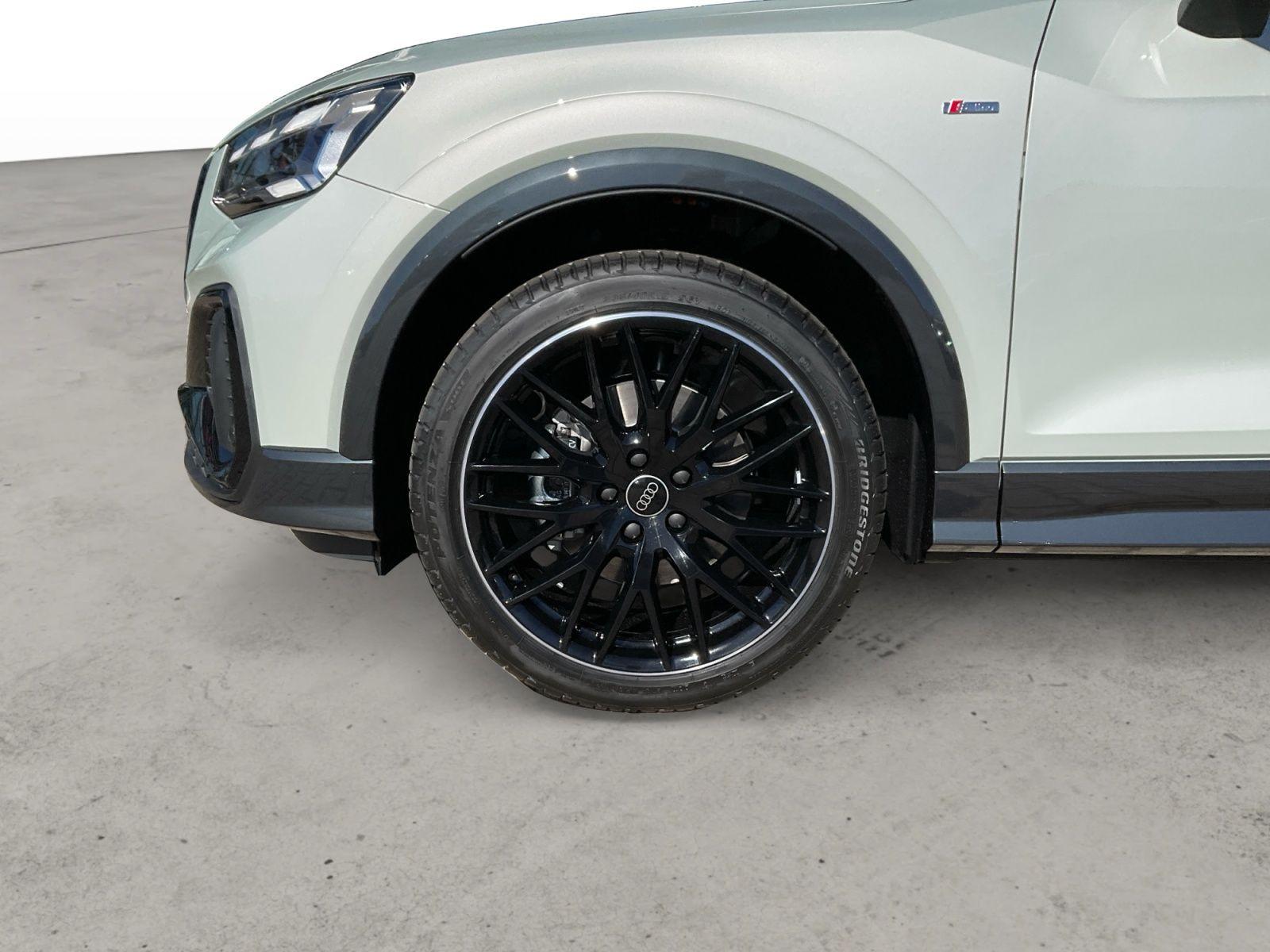Audi Q2 35 TFSI 2x S line MATRIX AHK SONOS KAMERA ACC